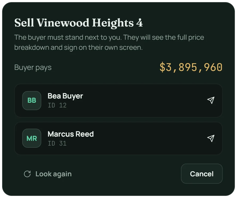 The Sell sheet on the tablet: Vinewood Heights 4 for $3,895,960 and two buyers standing next to the agent
